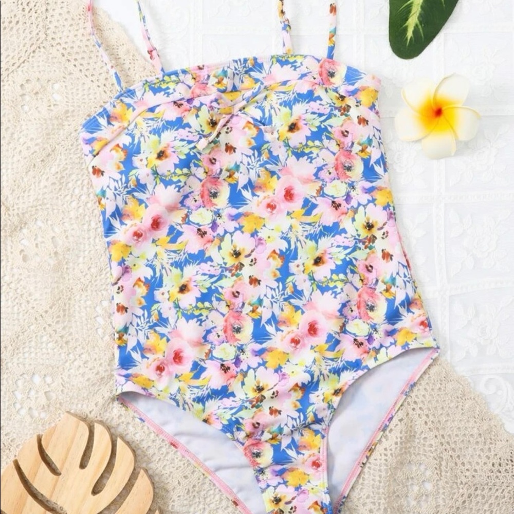 Girls Teen Floral Swimsuit 1-piece